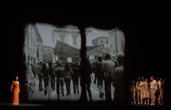 SPETTACOLI BRESCIA TEATRO GRANDE IL SOGNO DI UNA COSA NELLA FOTO SCENA 6/05/2014 REPORTER FAVRETTO